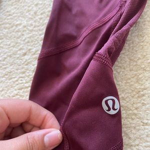 lululemon maroon mesh logo leggings